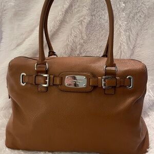 MICHAEL KORS WEEKENDER